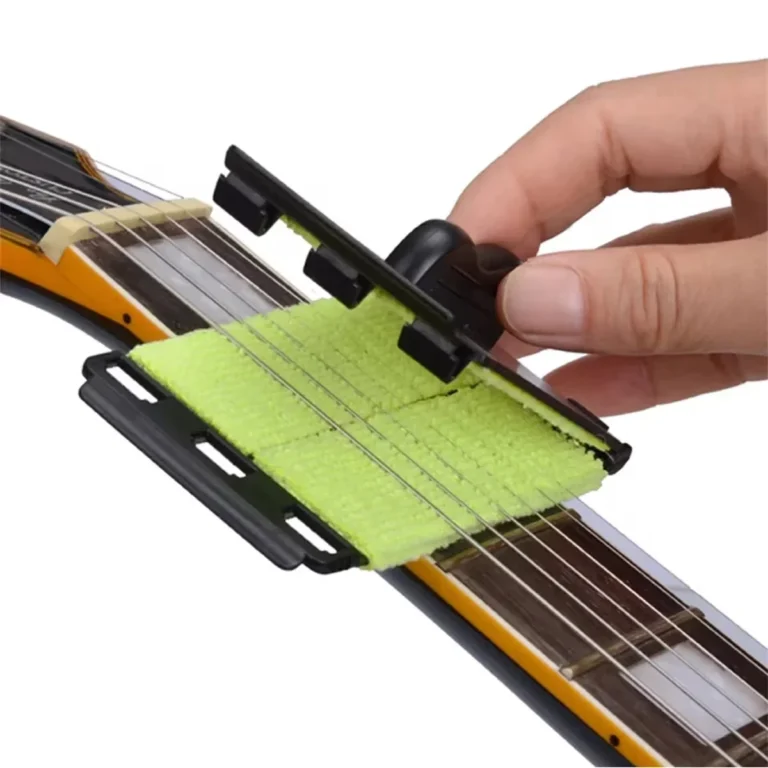 Miwayer Gitarrensaitenreiniger, sauberes Griffbrett-Tuchwerkzeug zur Wartung und Pflege von Violine, Bass, Ukulele, E-Gitarren 2