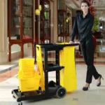 Großhandel Outdoor-Service Multifunktionaler Hotelzimmer-Service Housekeeping Faltbarer Reinigungswagen Rubbermaid Hausmeisterwagen 4