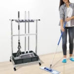Beweglicher Bodenstehender Mopphalter Silberner Mobiler Reinigungswagen mit 4 Universalrädern Mopphaltergestell Mobiler Trolley ﻿