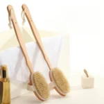 Natürliche Borsten-Rückenbürste mit Abnehmbarem Langem Holzgriff, Trockene Haut Peeling-Körper-Massagebürste für die Dusche 5