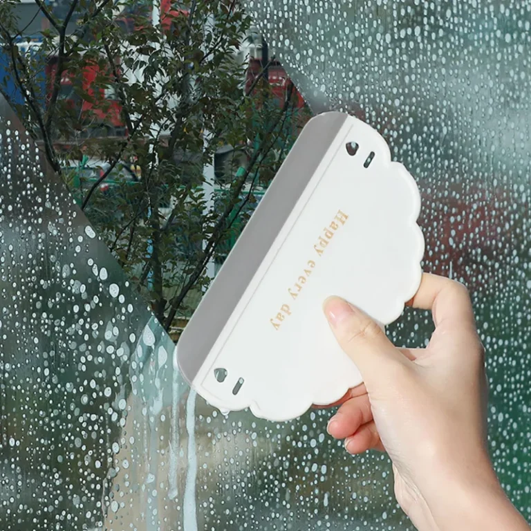 Neue weiche Silikon Glassc haber Mini Wolken form Wischer Haushalts küche Bad Glas reinigungs werkzeuge Auto Fenster putzer Bürste 2