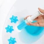 Toilettenreiniger-Gel, Toilettengel-Stempel mit frischen Blumen, stoppt Kalk und Flecken mit Lufterfrischungsduft, Toilettenschüssel-Deodorant 2