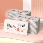 100/200 Stück Feuchttücher, zufällige Farben, Mini-Feuchttücher, einzeln verpackt, Einweg-Hand- und Mundreinigungstücher für Babys, tragbare Reise-Gesichtstücher für Reisen, Bürogebrauch 2