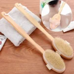 Natürliche Borsten-Rückenbürste mit Abnehmbarem Langem Holzgriff, Trockene Haut Peeling-Körper-Massagebürste für die Dusche 2