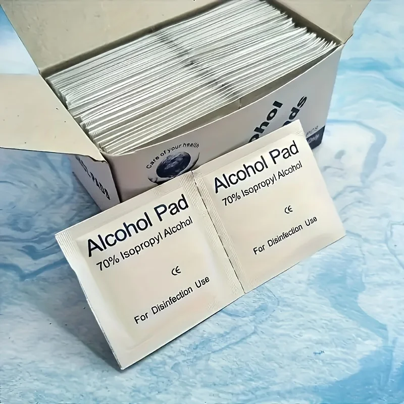 100 Stück 75 % Alkohol-Desinfektions-Wattepads, zur Reinigung von Handy-Bildschirmen und Linsen sowie zur Deinfektion des Gehörgangs 100 Stück 75 % Alkohol-Desinfektions-Wattepads, zur Reinigung von Handy-Bildschirmen und Linsen sowie zur Deinfektion des Gehörgangs